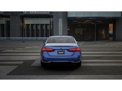 2026 BMW 530 i xDrive