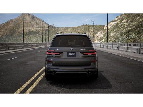 Gray 2027 BMW X7 M60i