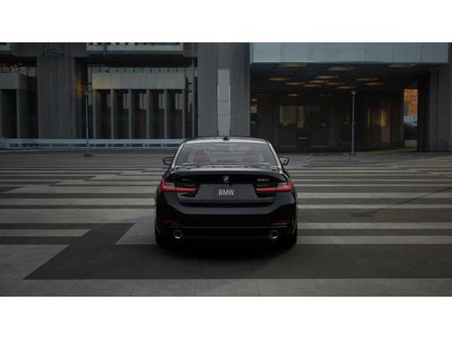 2025 BMW 330 i xDrive