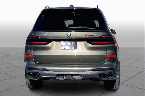 2025 BMW X7 M60i