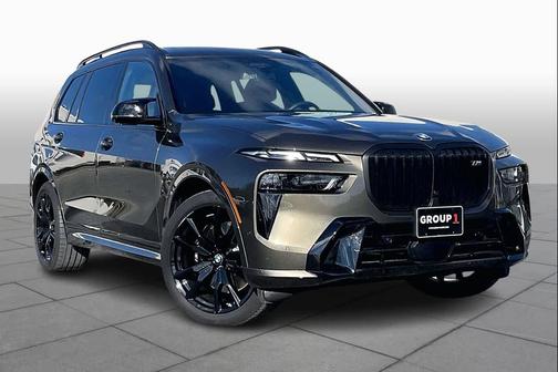 2025 BMW X7 M60i