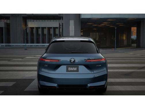 2026 BMW iX xDrive60