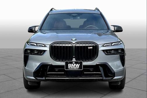 2023 BMW X7 M60i