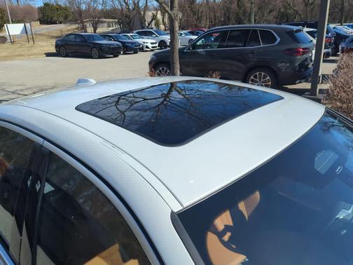 2025 BMW 330 xDrive