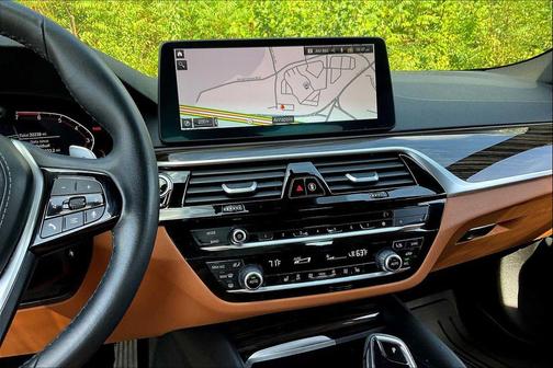 2023 BMW 530 i xDrive