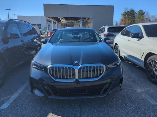 2025 BMW 530 i xDrive
