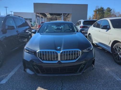2025 BMW 530 i xDrive
