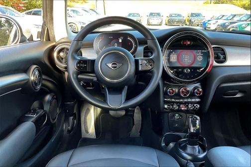 2023 MINI Hardtop Cooper