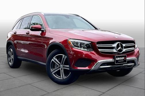 designo Cardinal Red Metallic 2017 Mercedes-Benz GLC 300 4MATIC