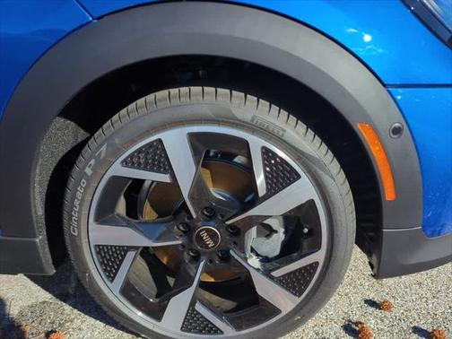 2025 MINI Hardtop Cooper