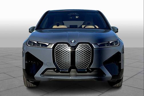 2025 BMW iX xDrive50