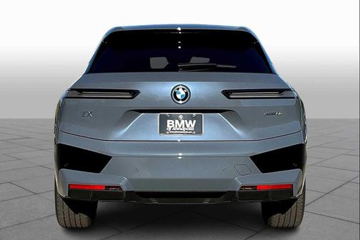 2025 BMW iX xDrive50