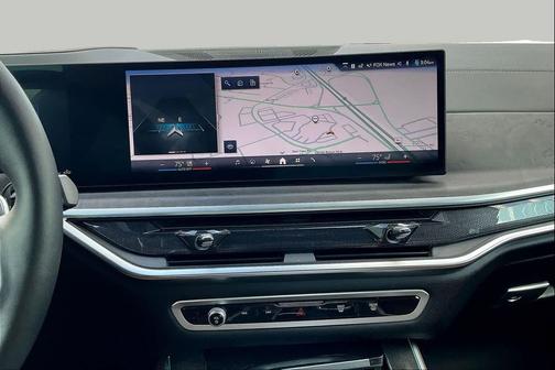 Mineral White Metallic 2025 BMW X5 xDrive40i