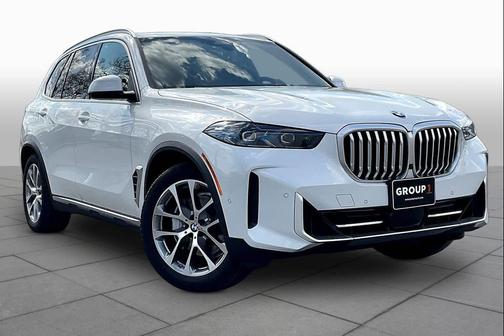 Mineral White Metallic 2025 BMW X5 xDrive40i
