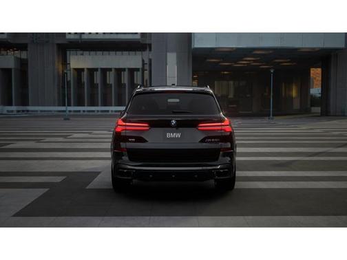 2026 BMW X5 M60i