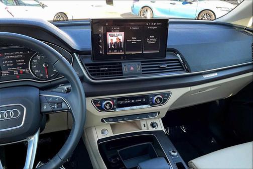 2024 Audi Q5 45 S line Premium