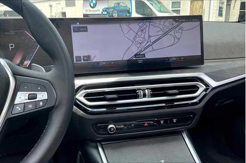 2024 BMW 330 i xDrive