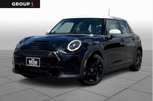 2023 MINI Hardtop Cooper S