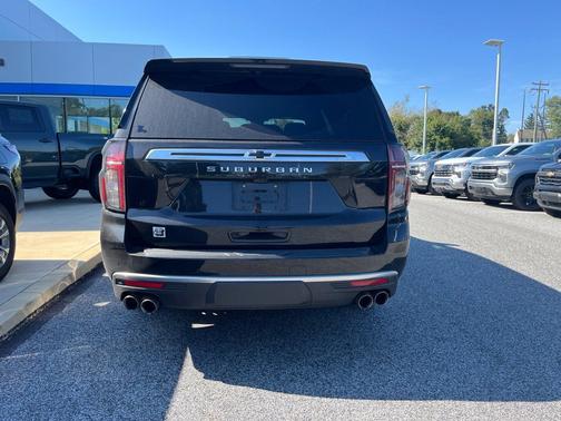 Black 2023 Chevrolet Suburban High Country