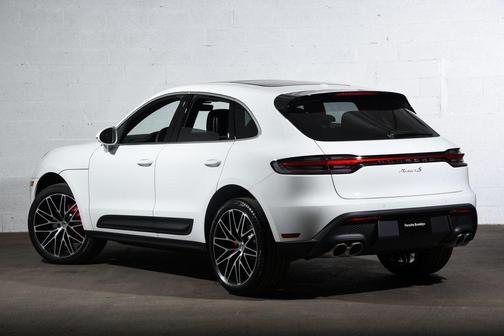 2025 Porsche Macan S