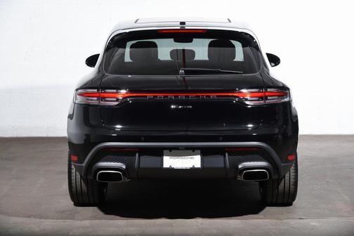 2026 Porsche Macan 