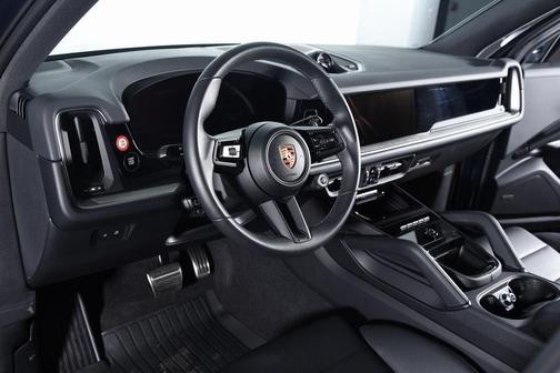 2025 Porsche Cayenne S