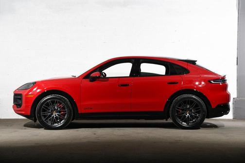 2026 Porsche Cayenne GTS