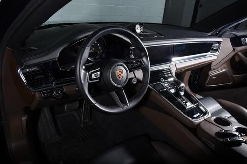 2022 Porsche Panamera E-Hybrid Sport Turismo 4