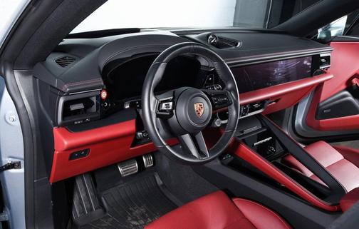 2025 Porsche Macan 4S