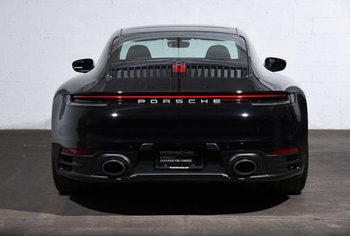 2024 Porsche 911 Carrera
