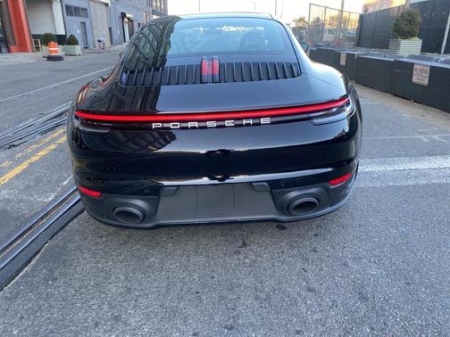 2024 Porsche 911 Carrera