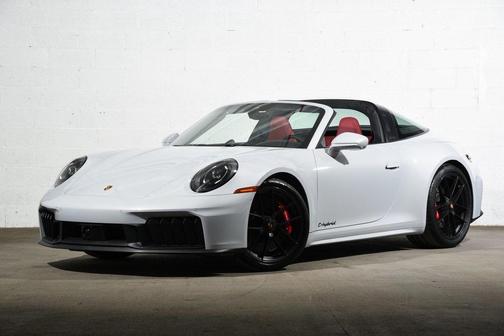 2026 Porsche 911 Targa 4 GTS