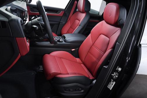 2026 Porsche Cayenne Cayenne Turbo E-Hybrid