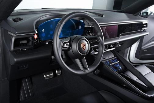 2025 Porsche Macan 4S