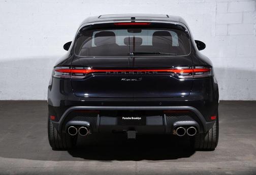 2025 Porsche Macan S