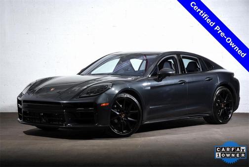 2024 Porsche Panamera 4