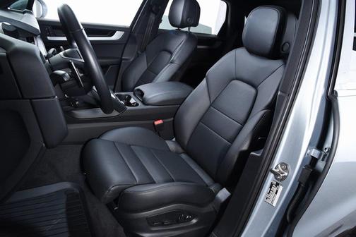 2025 Porsche Cayenne Cayenne