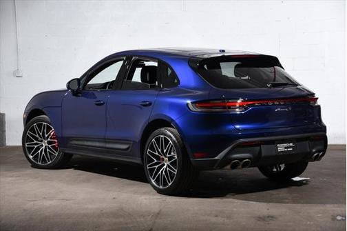 2024 Porsche Macan Base