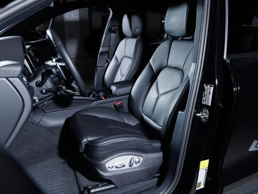 Black 2026 Porsche Macan Macan