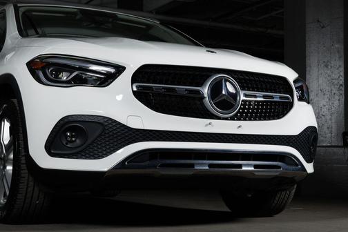 Polar White 2021 Mercedes-Benz GLA 250 Base 4MATIC