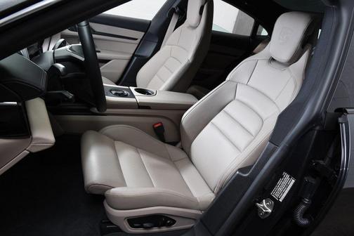 2024 Porsche Taycan 4S