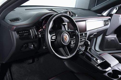 2026 Porsche Macan GTS