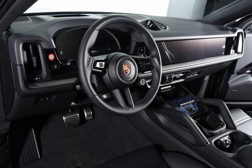 2025 Porsche Cayenne S