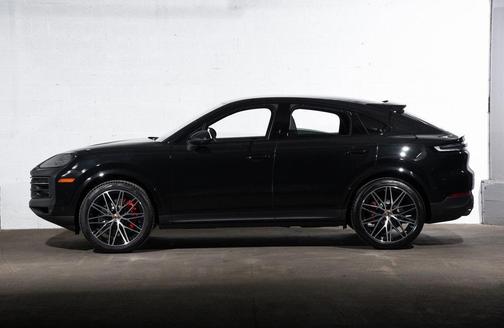 2025 Porsche Cayenne S