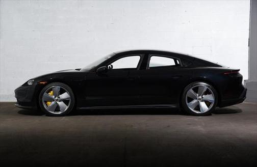 2020 Porsche Taycan Turbo S
