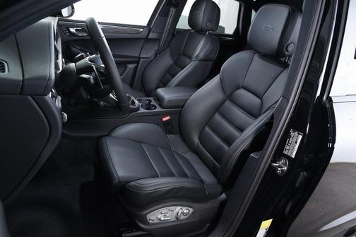 2026 Porsche Macan GTS