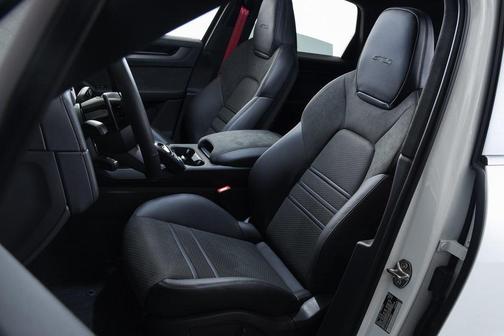 2026 Porsche Cayenne GTS