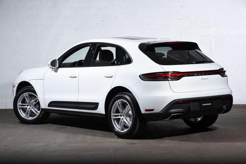 2026 Porsche Macan 
