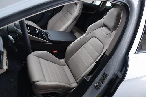 2026 Porsche Panamera 