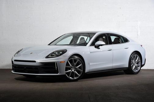 2026 Porsche Panamera 